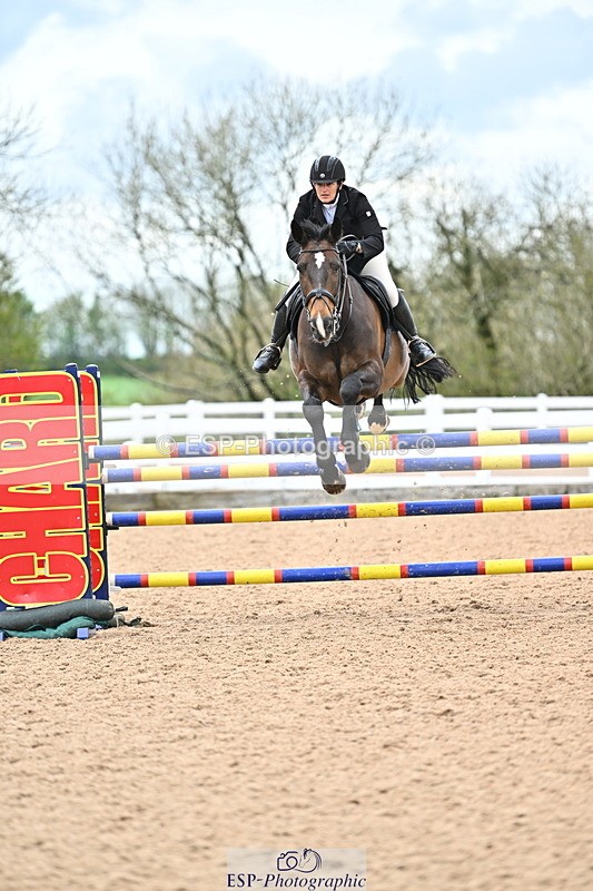 240501A-145108-01169 - Cls 8 Snr Foxhunter and 1.20m Open