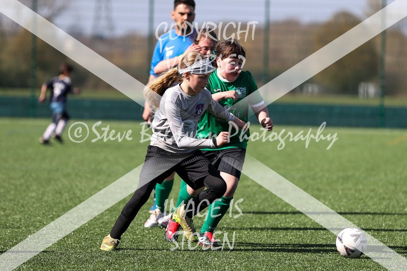 1DX30389 - 2026-03-21 FC Abbey Meads U9 Purple Girls V Stratton Juniors FC U9 Pheonix Girls