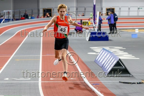 CombiMast25-916822 - Track Male Set Two