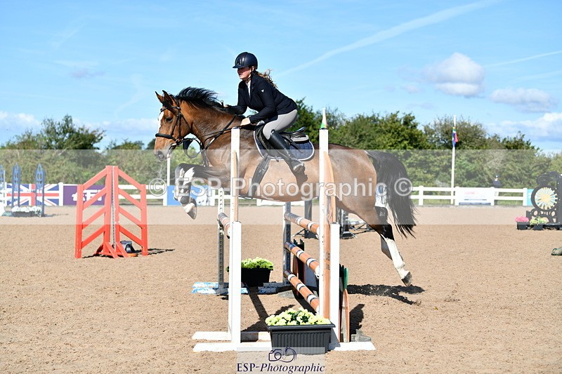 240913A-110122-03602 - Cls 21 Snr Discovery and 1m Open