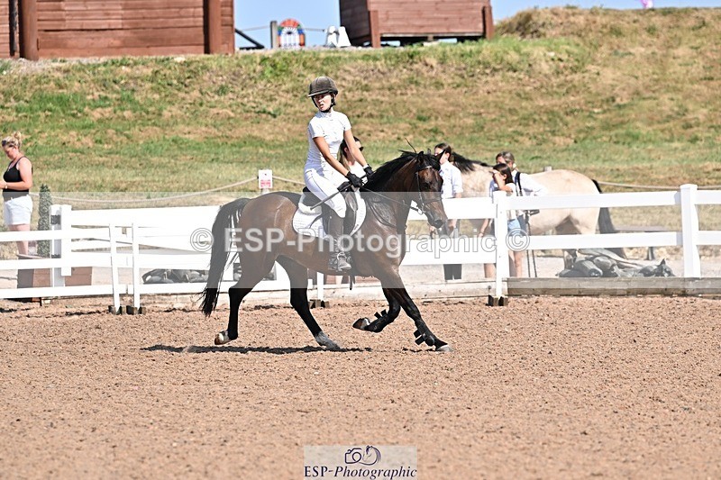 260714-165153-00116 - 70cm Classes