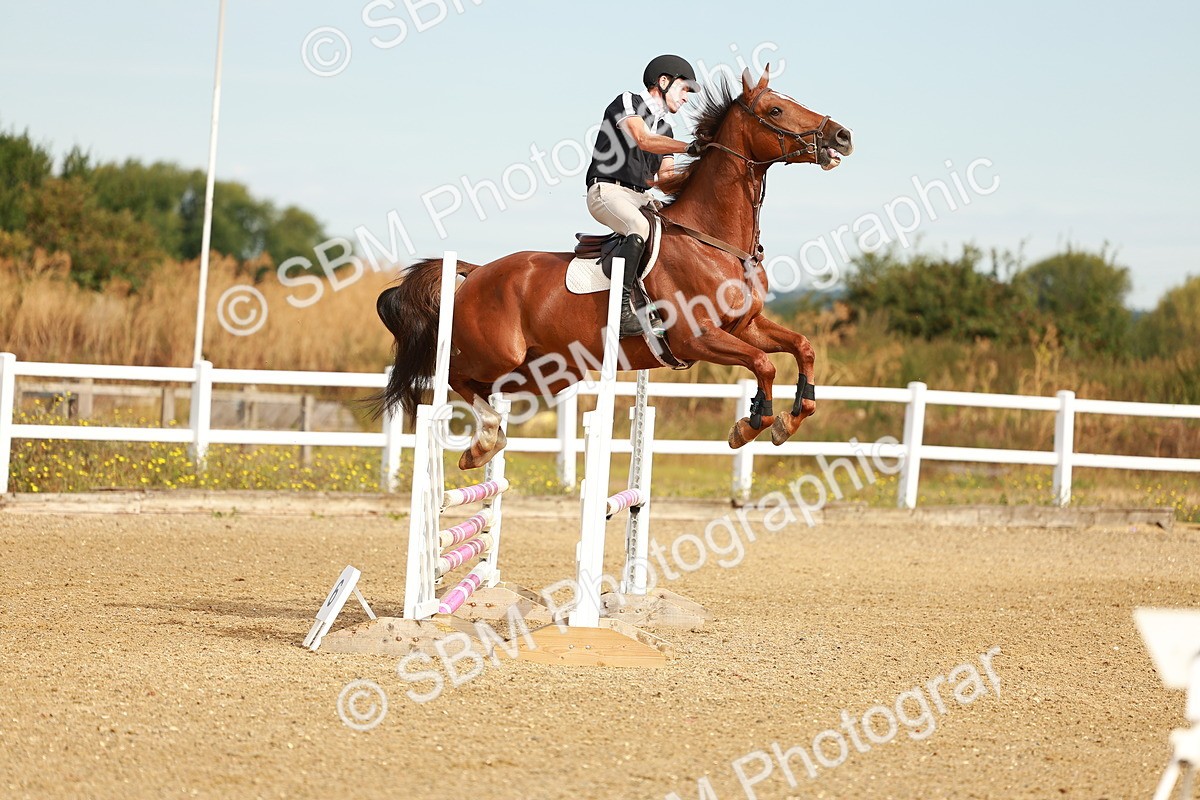SBM_002105 - Class 8 - Clear Round