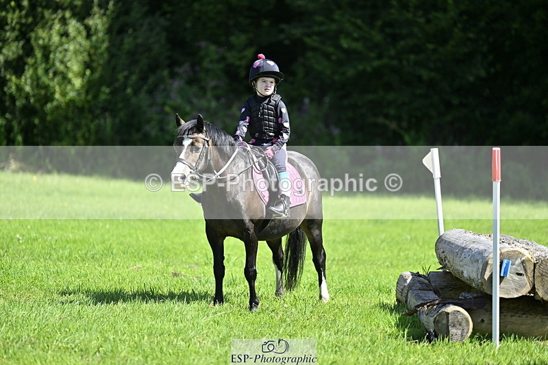 240728B-104912-00722 - Theo's Group XC