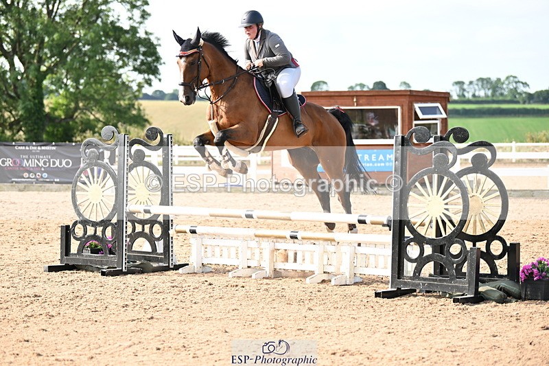 240802A-091558-03339 - Cls 21 A&B Brit Nov & 90cm Open