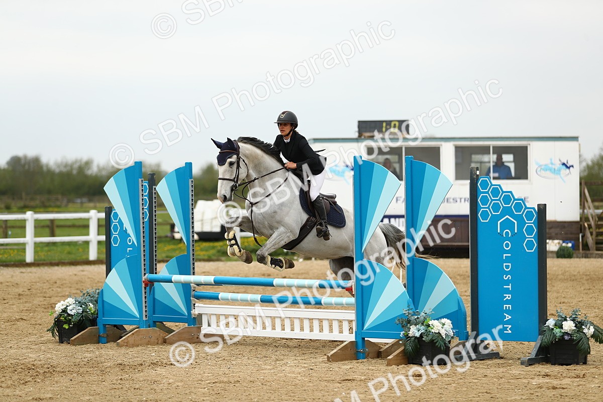 SBM_000582 - Class 2 - Senior British Novice 90cm
