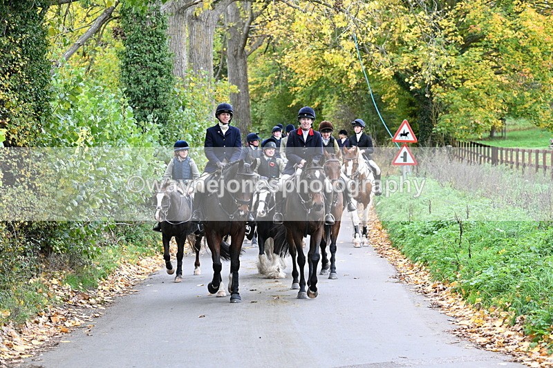 WJ7_7332 - Walk Home..