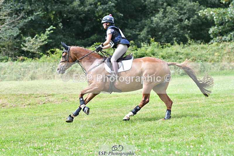 240804-115502-11894 - 369-Melissa_Joannides-STELLA_NOVA