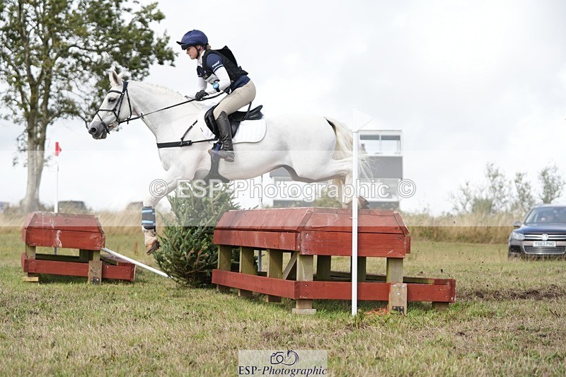 250831-141903-10698 - O-709-Cecilia.Behagg