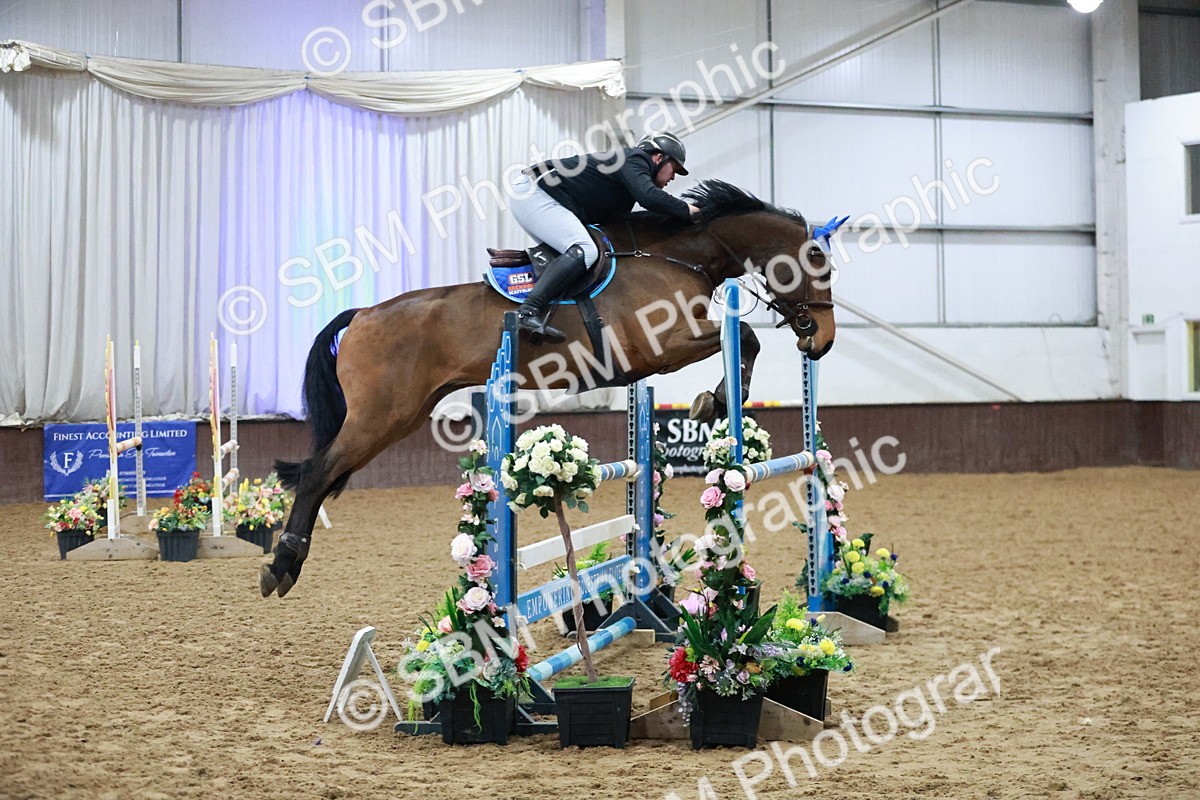 SBM_004619 - Class 17 - Senior Newcomers - 1.10m