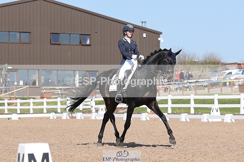 250405-144959-11472 - 069-India.Hamilton-Burnet-Kissingdale