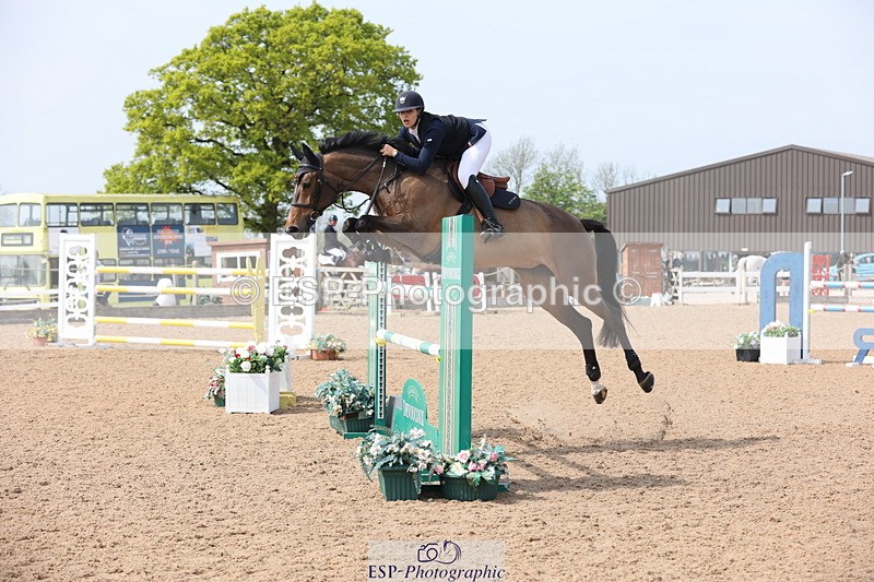 240511A-151538-14606 - Cls 36 National 1.30m Open