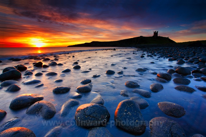 Dunstanburgh Castle Sunrise. Ref 4105 - Northumberland