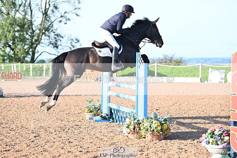 231015A-092029-06919 - Cls 28 Newcomers & 1.10m Open