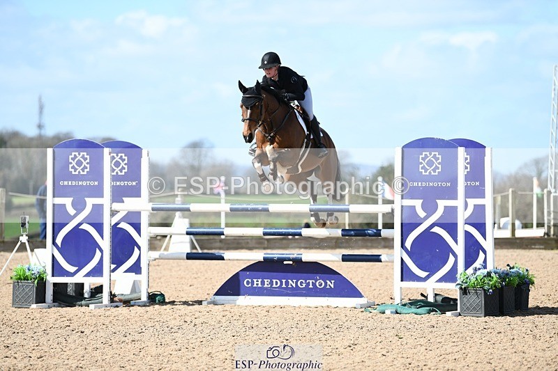 250328-121459-00916 - Cls 3 Snr Foxhunter