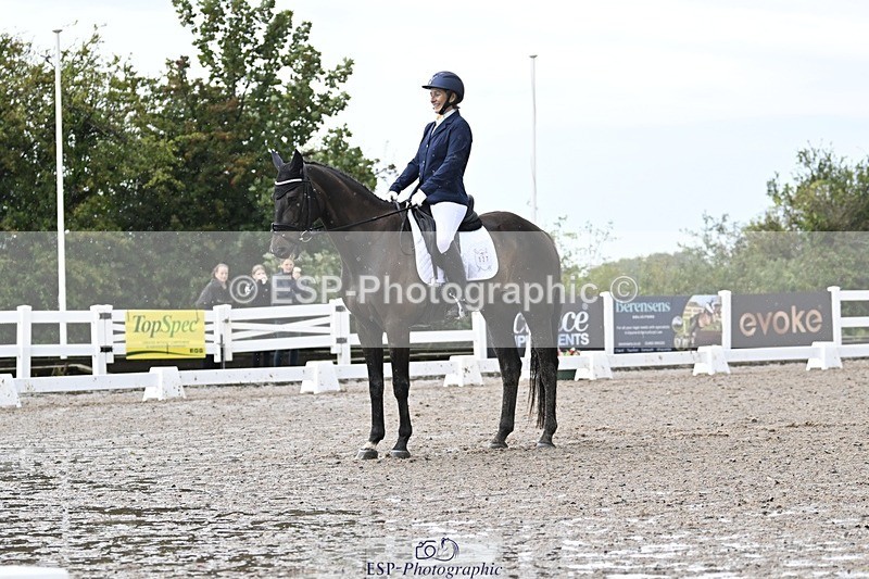 250907-103556-06293 - 027-Amanda.KingInvincible