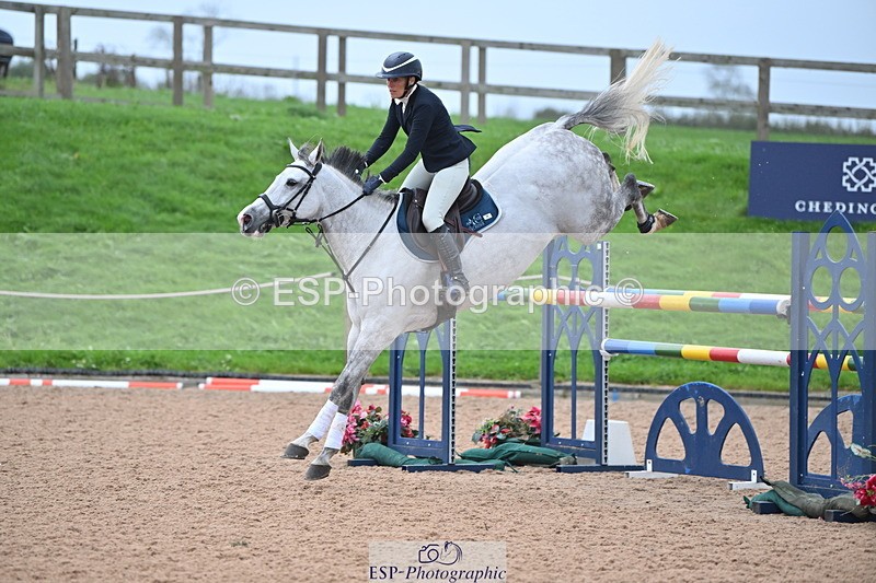 231013A-150929-02931 - Cls 9 Foxhunter & 1.20m Open
