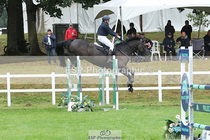 250830A-151514-07260 - Cls 16 Snr Newcomers and 1.10m Open