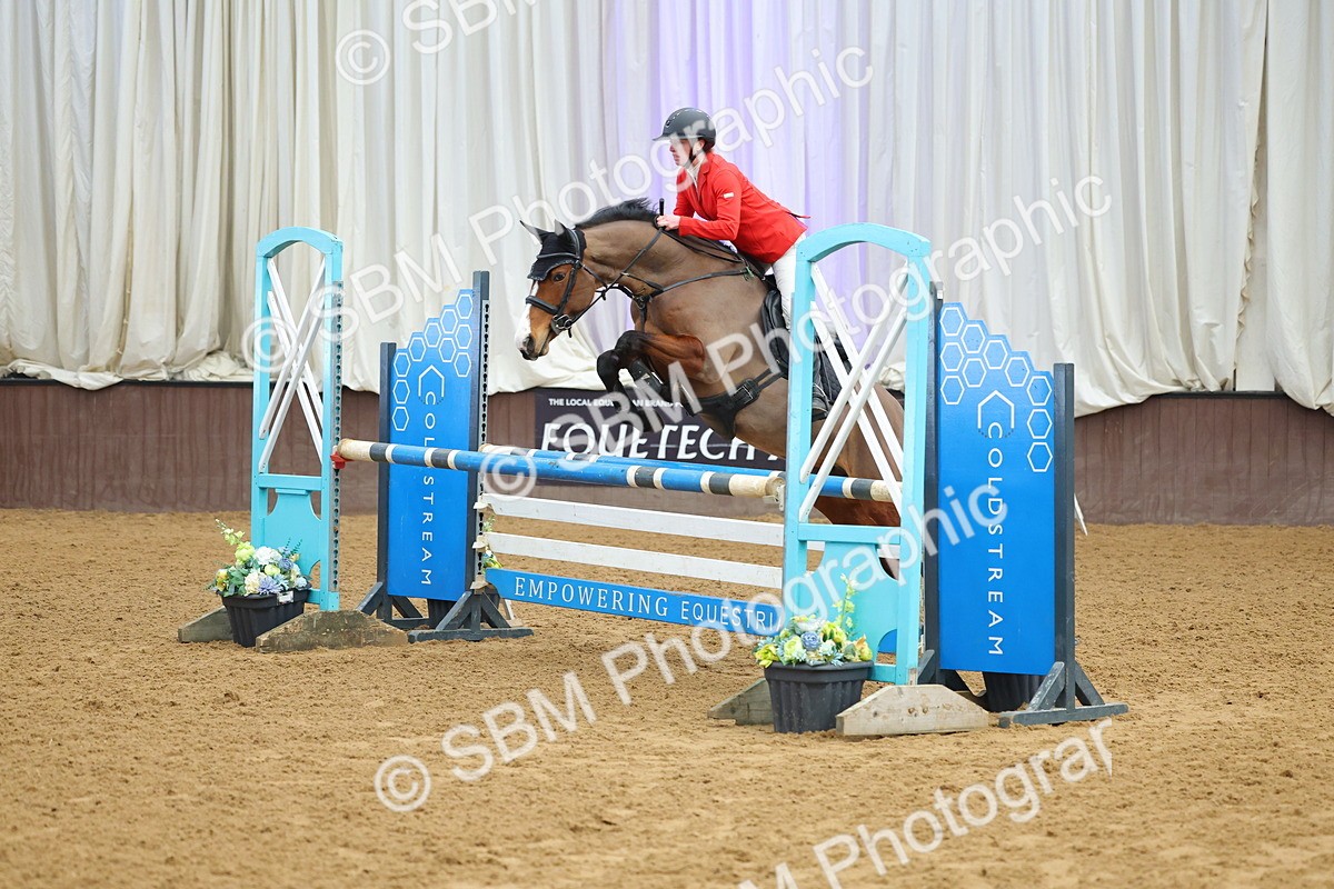 SBM_010805 - Class 23 - Senior Newcomers/ 1.10m Open - First Round (1.10m)