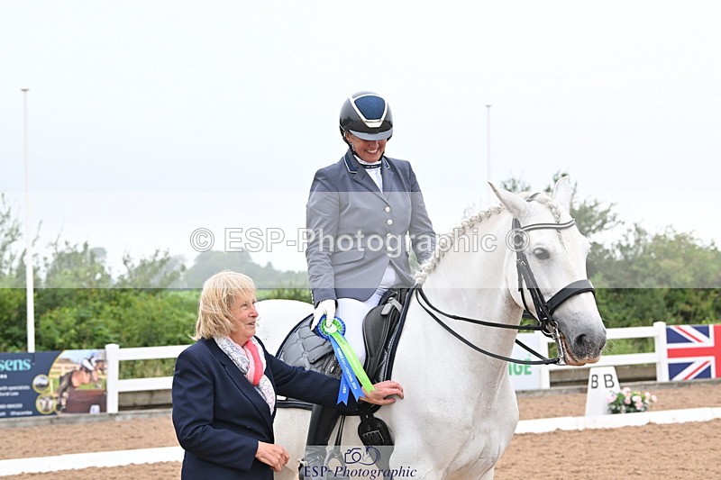 240815A-131609-01296 - Cls 2-P Adv Medium Silver