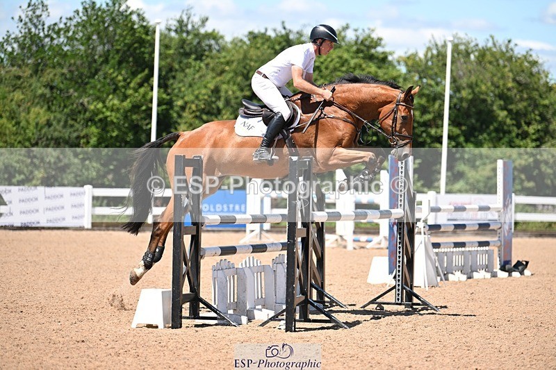 250709-125307-00662 - Cls 4 Snr Newcomers & Snr 1.10m