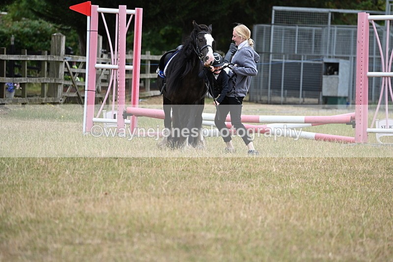 WJ6_9492 - Class 12 Minimus Jumping 45cm