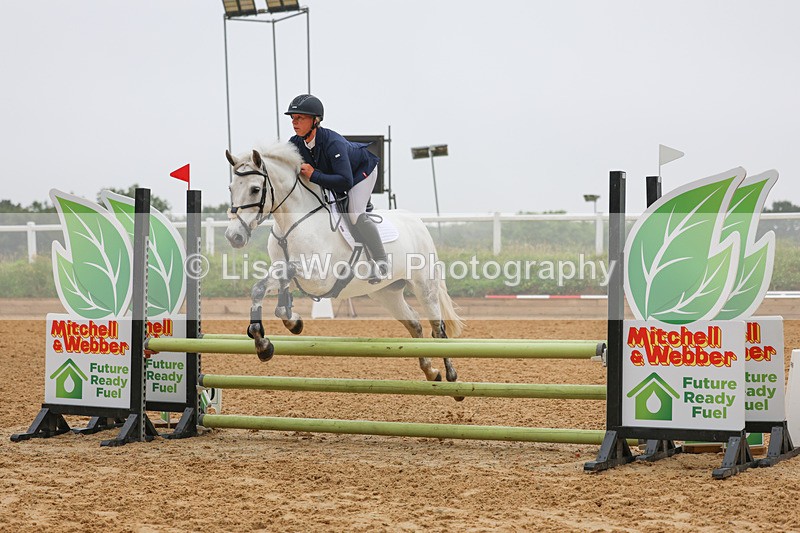 3E7A4909 - Class 3: Senior 80cm