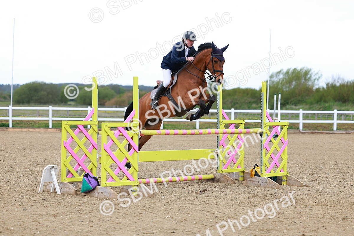 SBM_002379 - Class 10 - Senior Newcomers - 1.10m