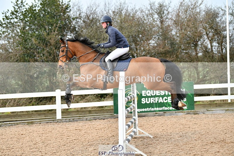 240124A-123649-00492 - Cls 3 Newcomers & 1.10m Open