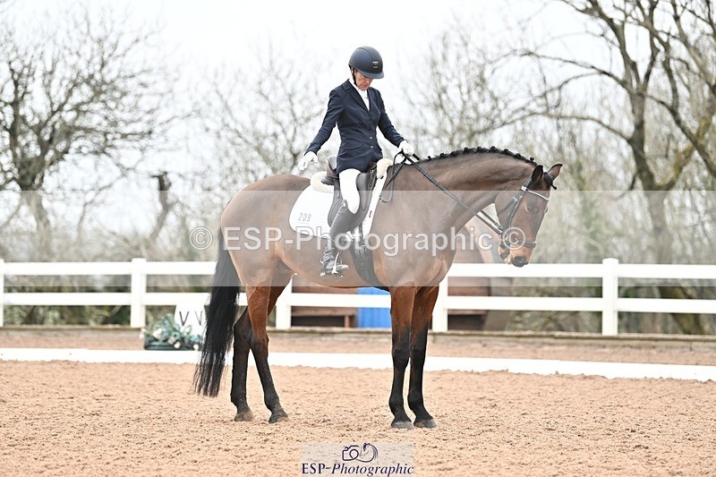 250216-121521-05241 - 209-Anthea.Parkyn-Blue.Hors.Zagato