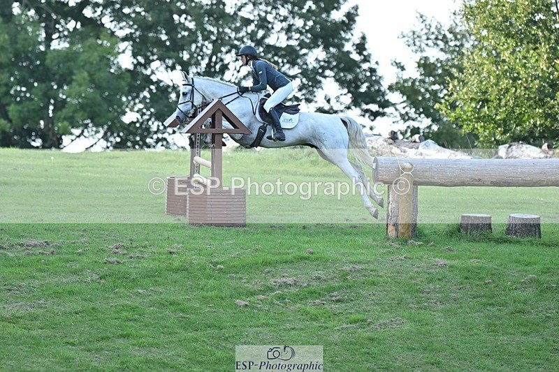 230909-180600-07940 - Cls 14 Snr 1m Derby