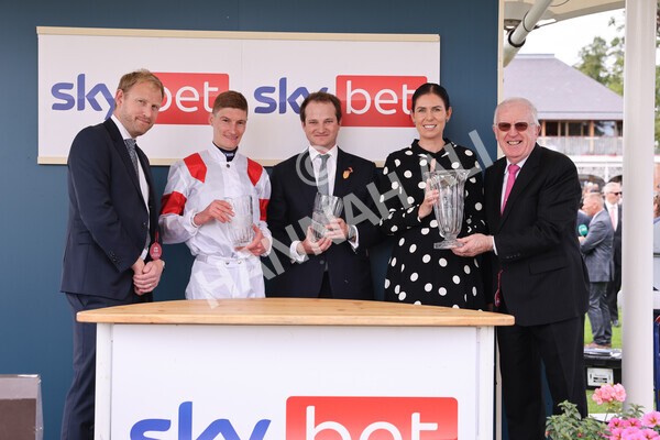 yr17082022r3-69 - Race 3 3.00pm Sky Bet Great Voltigeur Stakes