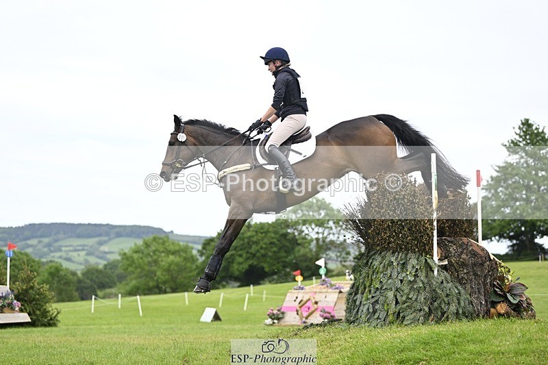 240525-154814-16897 - 227-FIREBALL_III-Oda_Christine_Lippestad