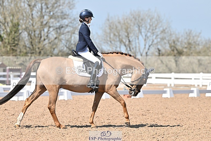 250404-134153-06448 - 061-Violet.Hawkins-DZL.Royal.Sunrise