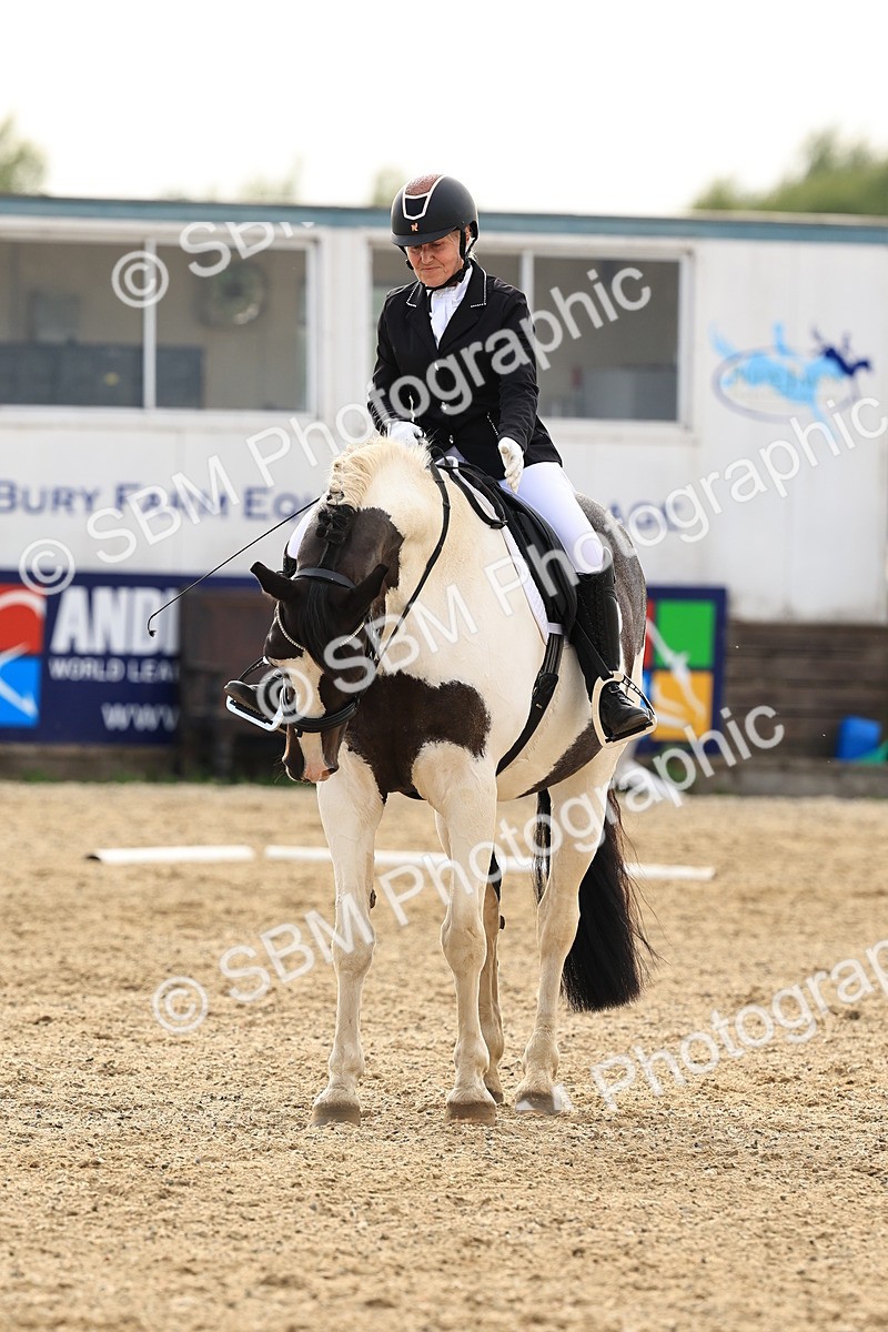 SBM_001068 - Class 6 - Novice PYO