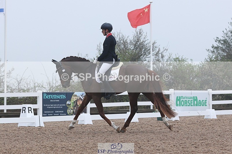 250404-090937-04396 - 076+074-Angus.Corrie-Deane+Amelia.Struel