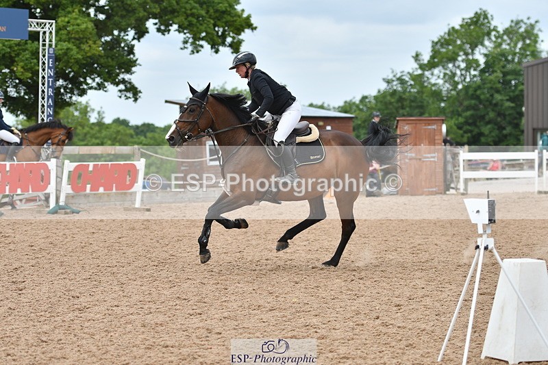 240609A-141740-06100 - Cls 19 Snr Foxhunter and 1.20m Open