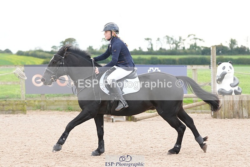 250921-144945-03735 - Cls 20 Pony 80cm Derby