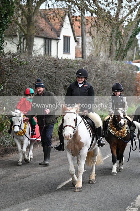WJ7_1127 - Pub Corner
