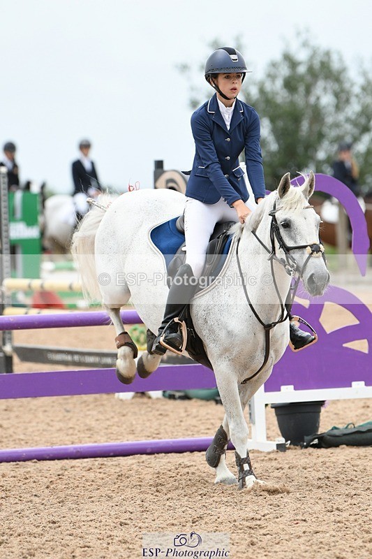 250807-112800-00679 - 90cm Round 1