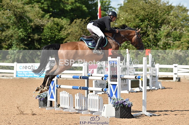 230720A-110032-02292 - Cls 29, 6 Yr Olds 1.20m