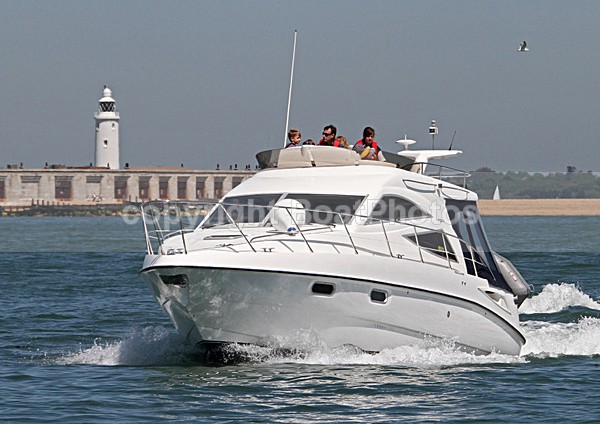 100523 SEAQ SEALINE F34 IMG_3670 - Flybridge Cruisers