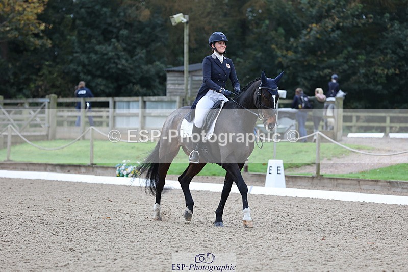 241024-094545-01150 - 130-Imogen.White-BE.TOUCHABLE