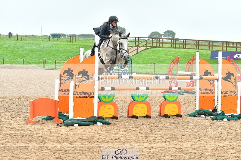 230805A-104322-00193 - Cls 2 Snr Newcomers & 1.10m Open