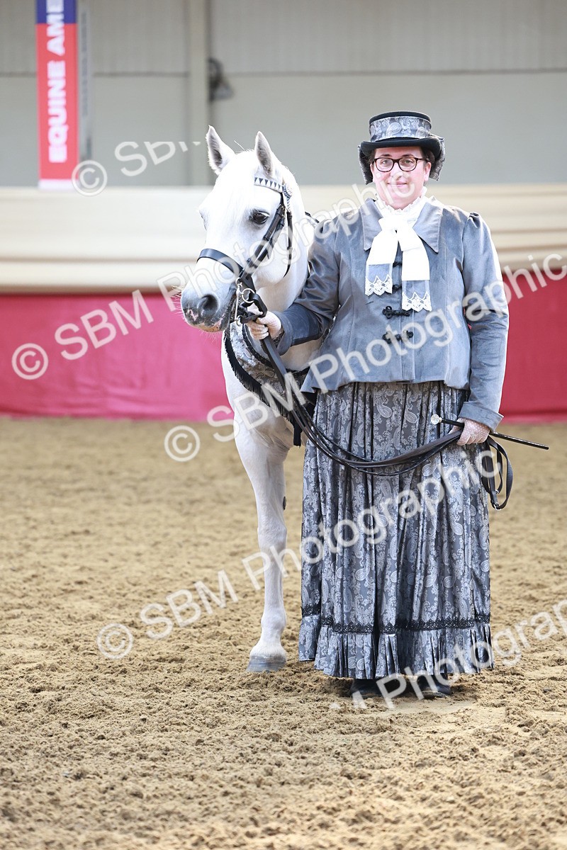 SBM_12109 - Class 103 - IH Costume