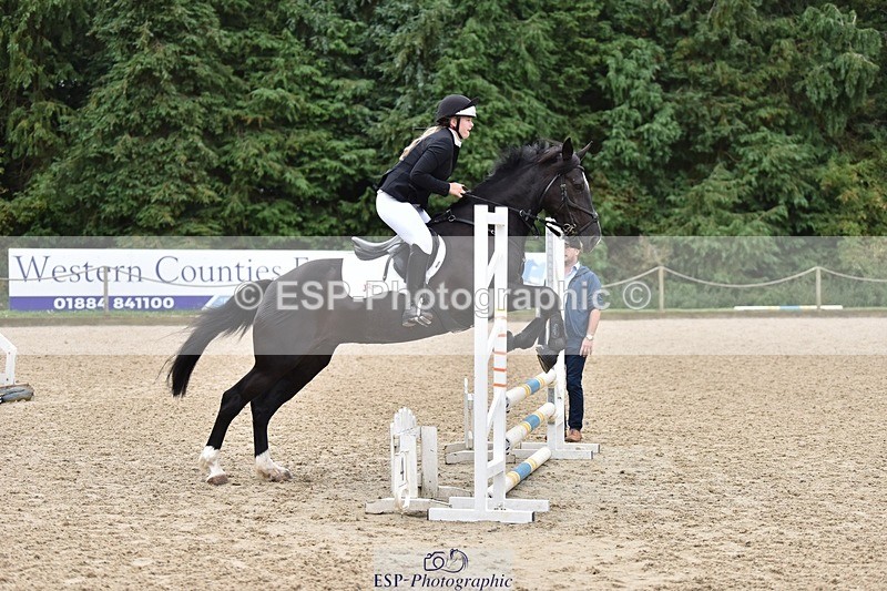 240802-103054-00855 - 70cm Round 1