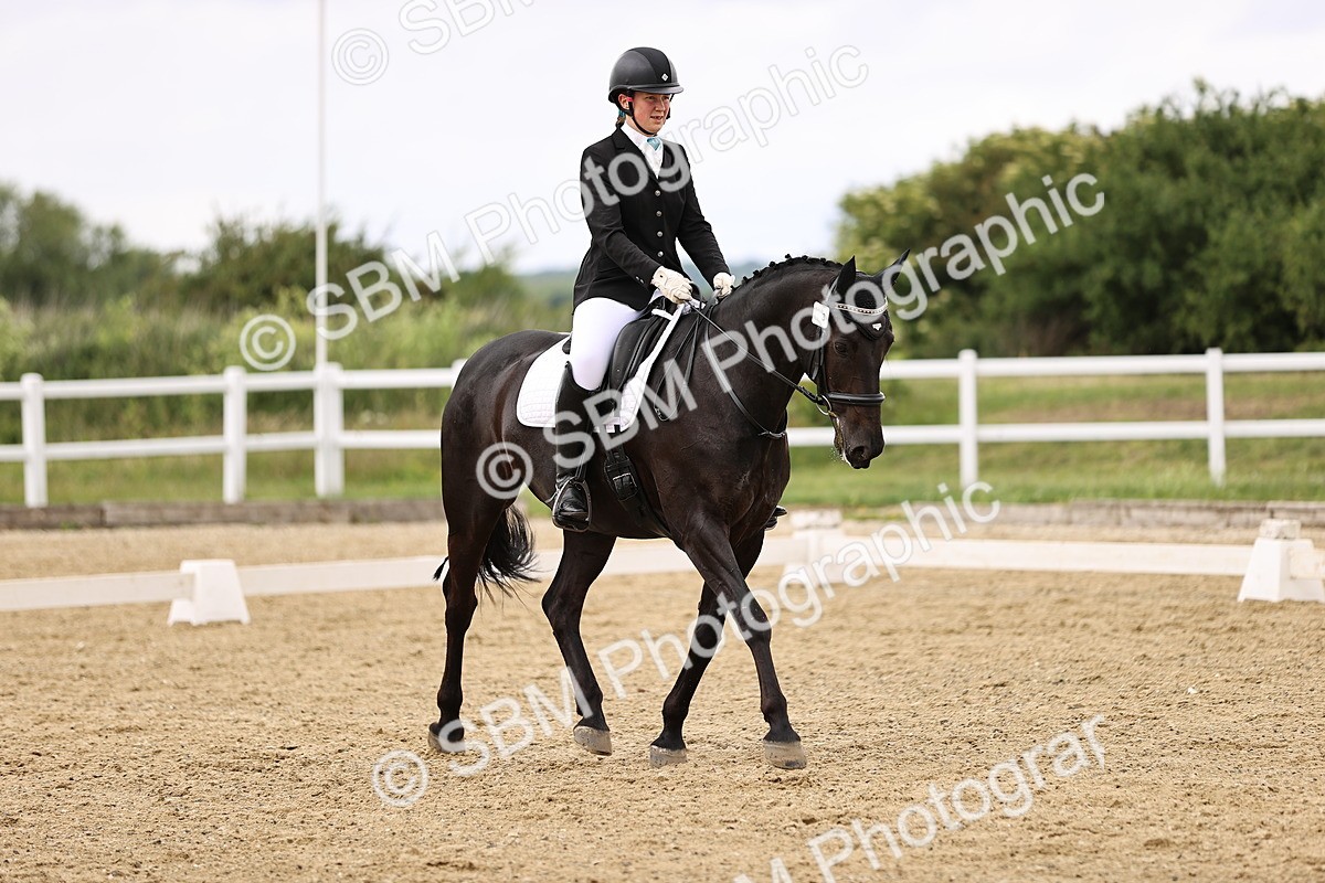SBM_002053 - Class 2 - Novice 4 - 10.36-11.39