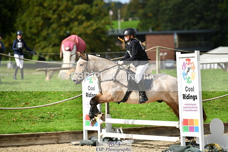 251004A-125901-01073 - Classes 6 & 7 60cm