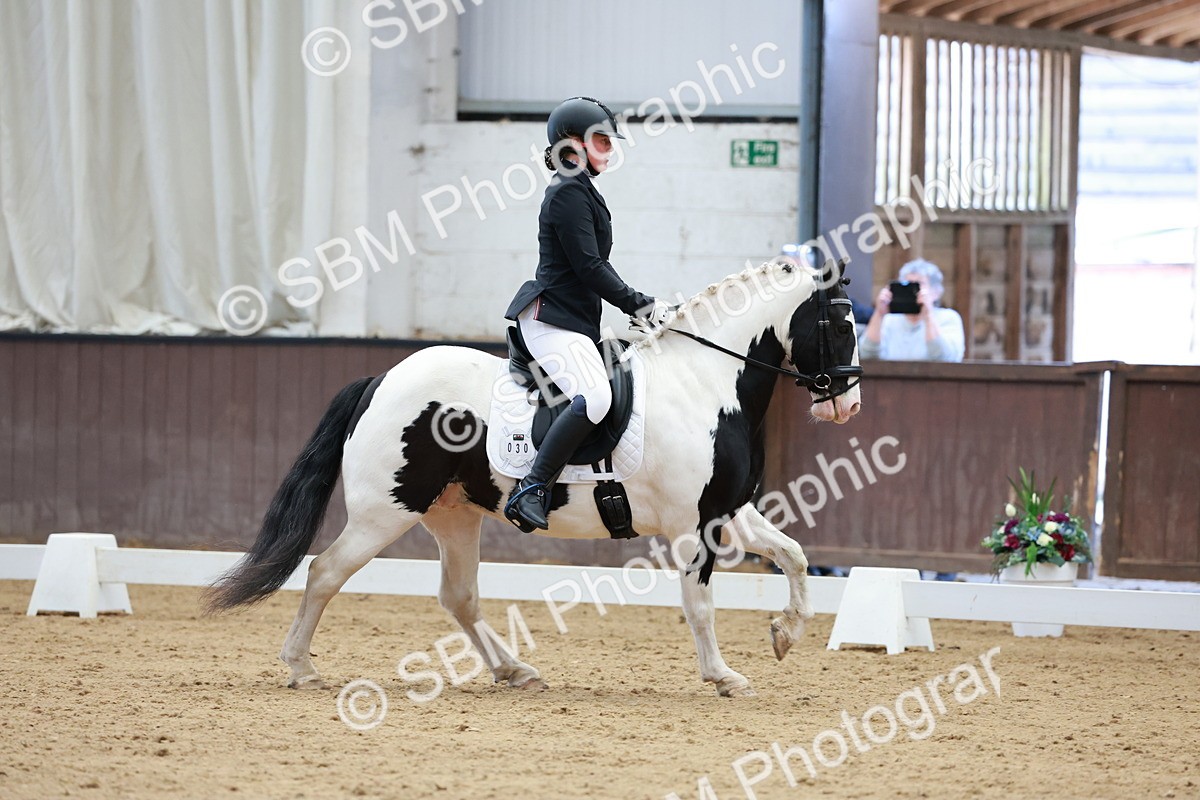 SBM_007249 - Class 6b - Novice 6 - 8.56-9.24