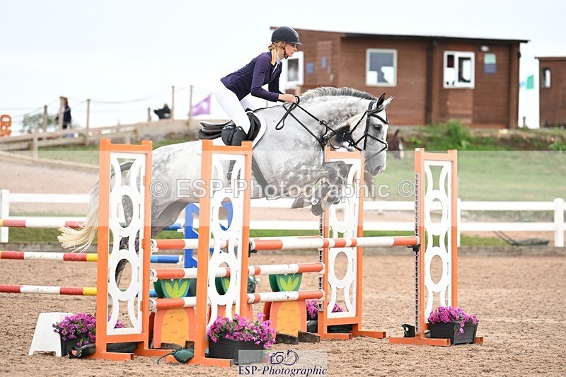 250727-143434-10892 - Cls 35 1.05m Amateur Quali