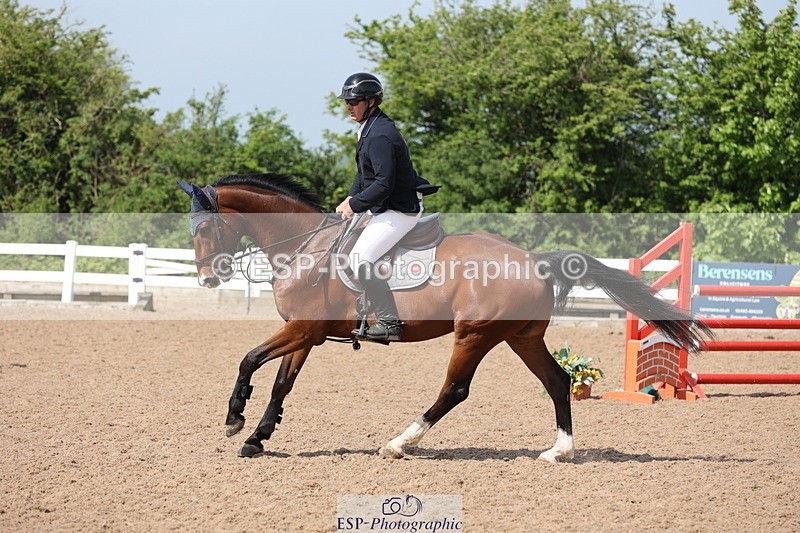 240510A-104117-05844 - Cls 14 Discovery and 1m Open